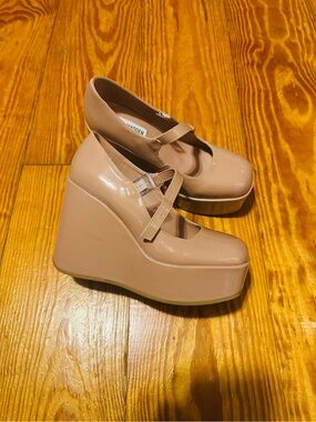 Steve Madden Nirvana Nude Platform Wedges with Buckle Strap